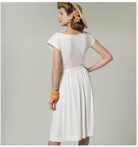 Vogue Patterns V8728 Misses' Dress and Belt, Size FF (16-18-20-22) - Image 6